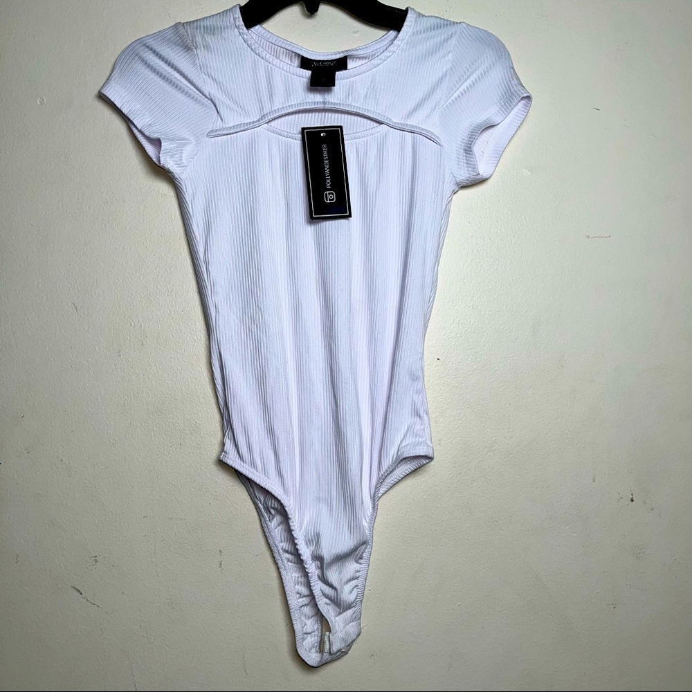 NWT White long sleeve bodysuit just polly